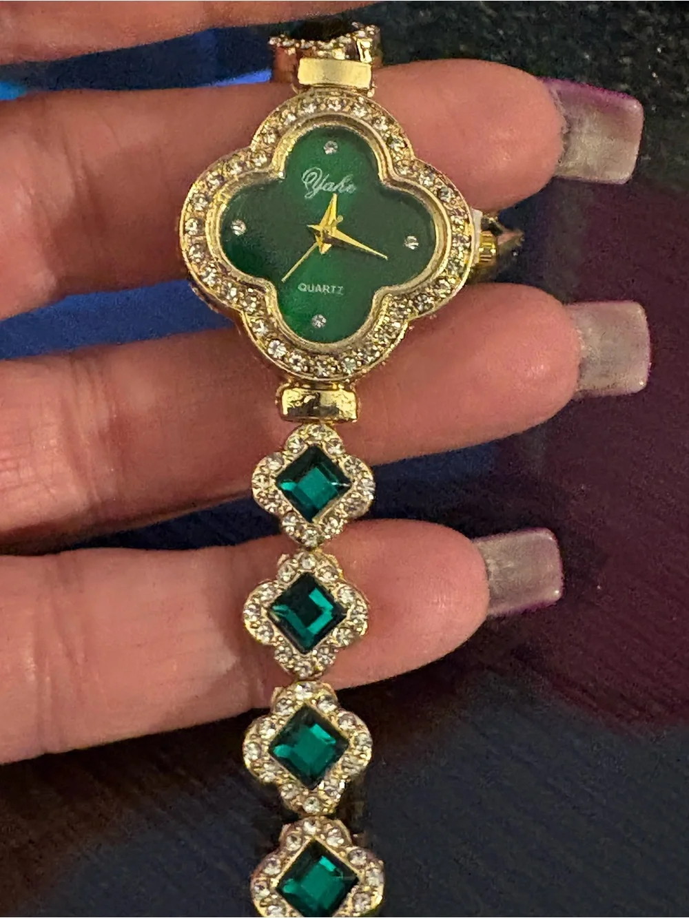 Watch-Emerald Green simulated 4 Leaf Clover GOLD TONE Watch Diamond like Bracel